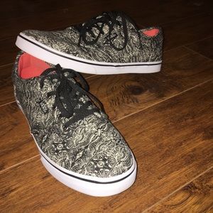 Paisley print Black & White womens vans